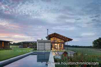 Texas architects help Houston couple build modern farmhouse in Washington County - Houston Chronicle