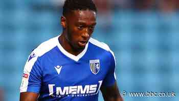 Brandon Hanlan: Bristol Rovers sign forward from Gillingham