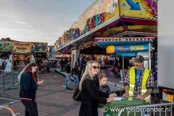 Kermis Zetten moet per direct sluiten van burgemeester; coronaregels niet goed nageleefd
