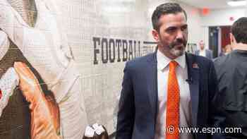 Stefanski says he'll do playcalling for Browns