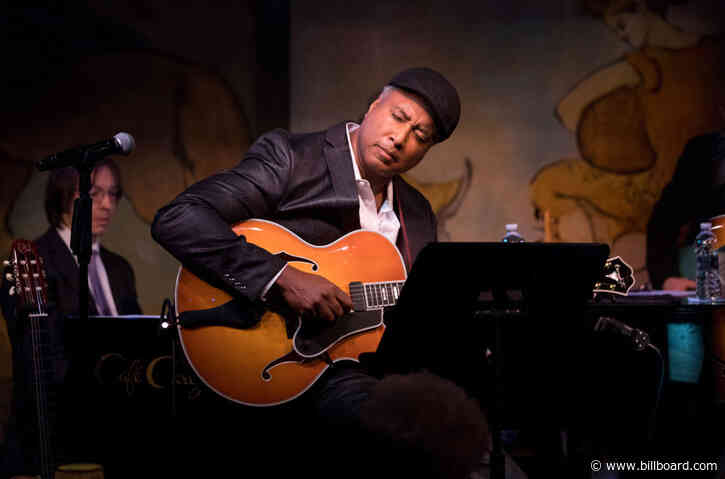 Bernie Williams Launches ‘Breathless’ Songwriting Challenge in Dad’s Memory