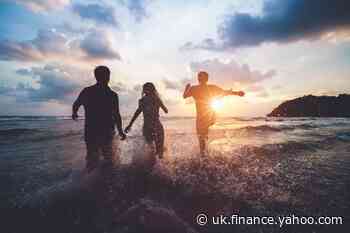 Coronavirus: Grocery shopping and staycations boost UK spending