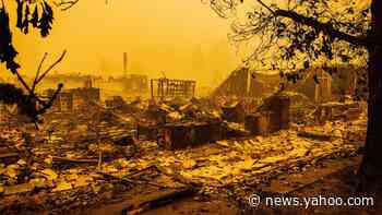 Wildfires closing in on Portland suburbs force massive evacuations