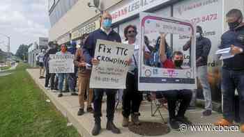 Protesters create 'COVID-19 East' bus to focus attention on TTC crowding