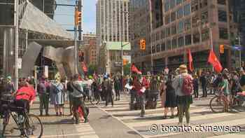 Hundreds stage Toronto protest in solidarity with Six Nations land defenders