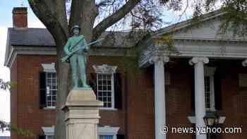 Charlottesville: Confederate soldier statue removed