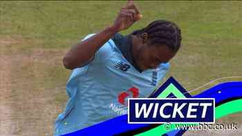 England v Australia: Jofra Archer bowls David Warner in first ODI at Old Trafford