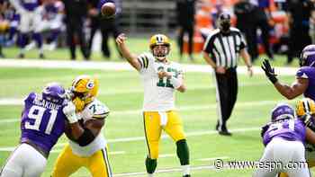 Vintage Aaron Rodgers on display on pair of TD passes vs. Vikings