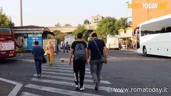 VIDEO | Bus pieni e in ritardo: il risveglio dei pendolari di Roma nel giorno in cui riaprono le scuole