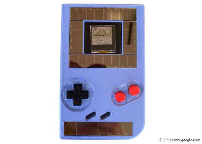 Cutting edge Game Boy requires no batteries to play