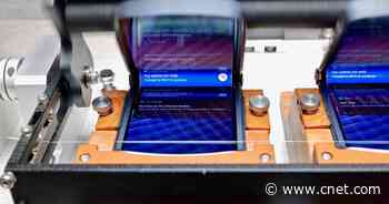 Motorola claims the Razr can fold 200,000 times. We get a peek at how it's tested     - CNET