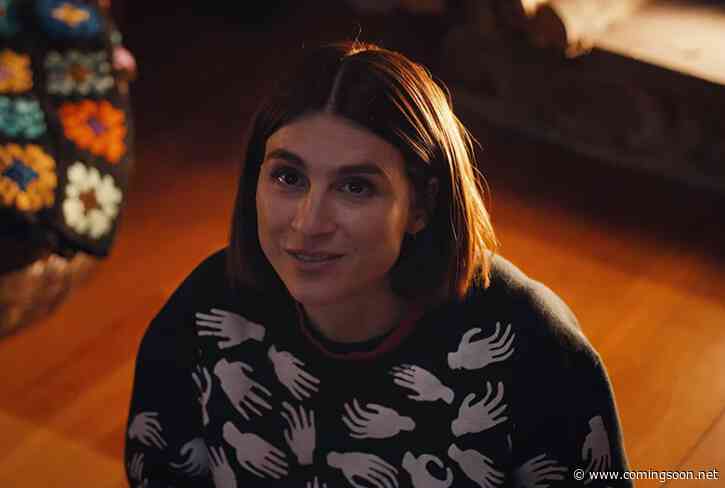 Shudder Unveils Full Trailer for Horror Comedy Scare Me