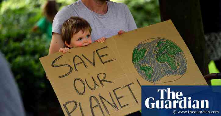 Young climate activists start own climate talks after Cop26 delay