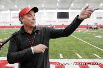 University of Houston shows quick-change artistry in landing opener with Baylor - San Antonio Express-News