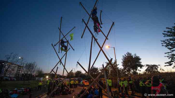 "Extinction Rebellion's tensegrity structures have rekindled the spirit of early high-tech"
