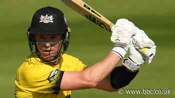 T20 Blast: Gloucestershire reach quarter-finals after Northants lose to Worcestershire