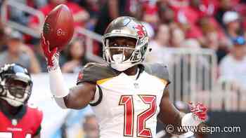 Bucs place WR Godwin in concussion protocol