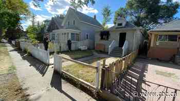 Police investigating homicide after human remains found at Saskatoon home