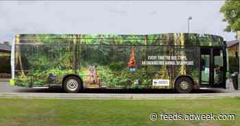 This Bus Ad Shows Endangered Animals Disappearing Each Time the Doors Open