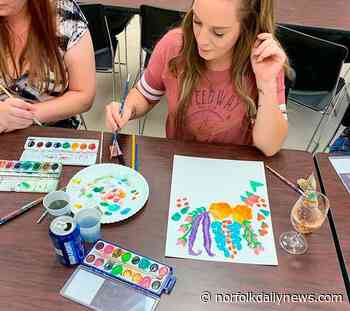 Norfolk Area United Way provides funds to the Norfolk Arts Center - Norfolk Daily News