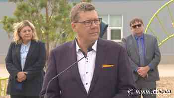 Premier Moe says pandemic, not looming election, led to flurry of school re-announcements