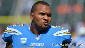 Mike Pouncey placed on injured reserve, Chargers center to undergo season-ending hip surgery