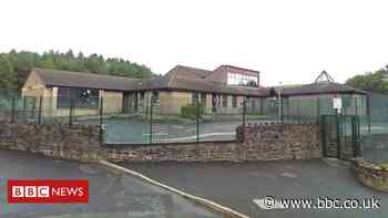 Staff blamed for Covid outbreak at Bacup primary school