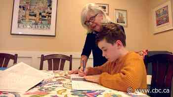 Saskatoon students head to 'Gramma' school for eLearning help