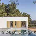 Marià Castelló’s intervention transforms terraces into Ca l'Amo