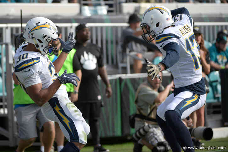 Chargers need to involve Austin Ekeler, Keenan Allen to upset Chiefs