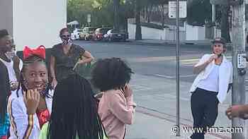 Justin Bieber Surprises Youth Gospel Group Dancing to New Song 'Holy'