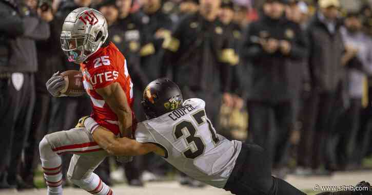 Pac-12 presidents briefed on moving up start of football season. A kickoff date could come Thursday.