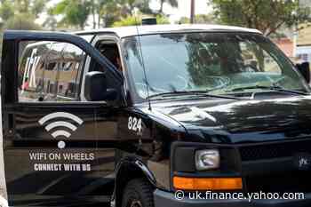 In California, Wi-fi minivans help disadvantaged students