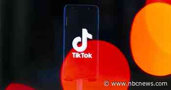 U.S. to start blocking TikTok and WeChat downloads Sunday