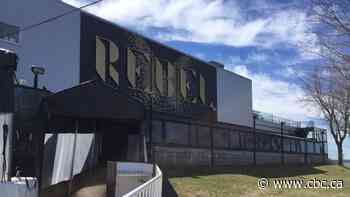 4 people test positive for COVID-19 after attending night club last week