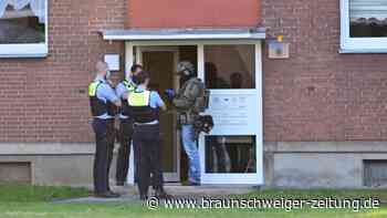 Polizei hatte Haus umstellt: Vier Kinder in Krefeld wohlauf