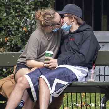Robert Pattinson Steps Out With Suki Waterhouse 2 Weeks After Reportedly Testing Positive for Coronavirus
