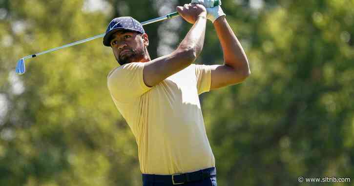 Utahn Tony Finau loses ground in the third round of the U.S. Open