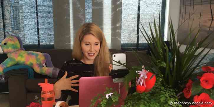 PRESENTING: 6 side hustles you can start from home, according to 2 freelancers earning $15,000 a month