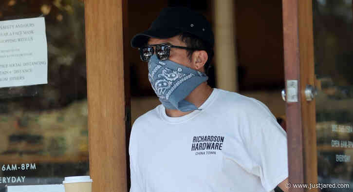 Orlando Bloom Wears Short-Shorts While Out Picking Up Lunch