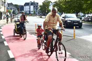 Fiersersbond rijdt fietspad Schuttersvest officieel in: “Het is nu wachten op een plan voor een fietsring”