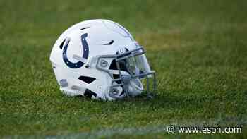 Colts WR Campbell carted off with knee injury