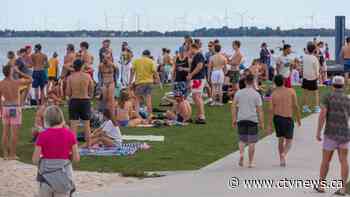Canadians are still flocking to parks and businesses as country braces for second wave
