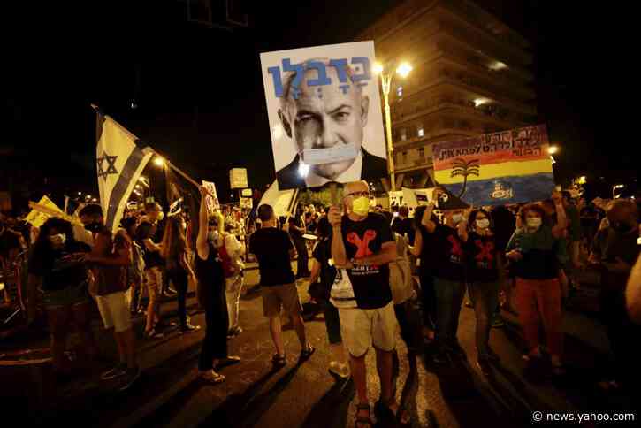 Thousands protest Netanyahu; many ignore Israeli virus rules