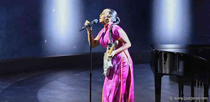 Emmys 2020: H.E.R. Covers Prince's 'Nothing Compares 2 U' for Emotional In Memoriam Performance (Video)