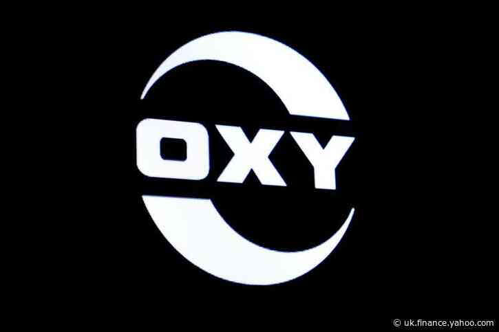 Occidental to pay dividend to Buffett's Berkshire in cash, not stock