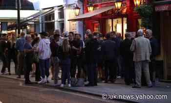 Pubs and restaurants across England to be forced to shut at 10pm