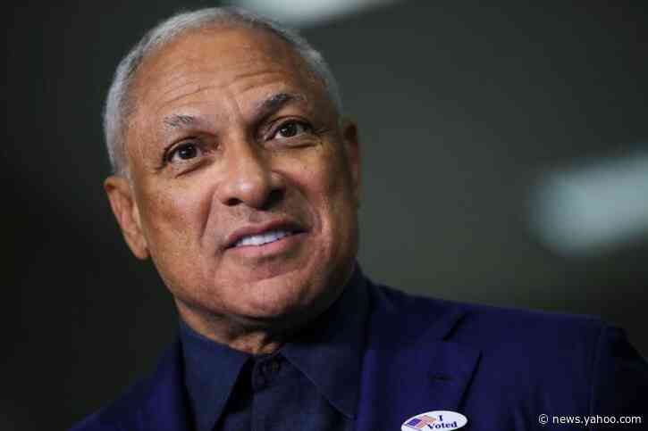 The Mississippi Senate race is tightening, a new poll shows