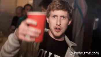 'I Love College' Rapper Asher Roth 'Memba Him?!