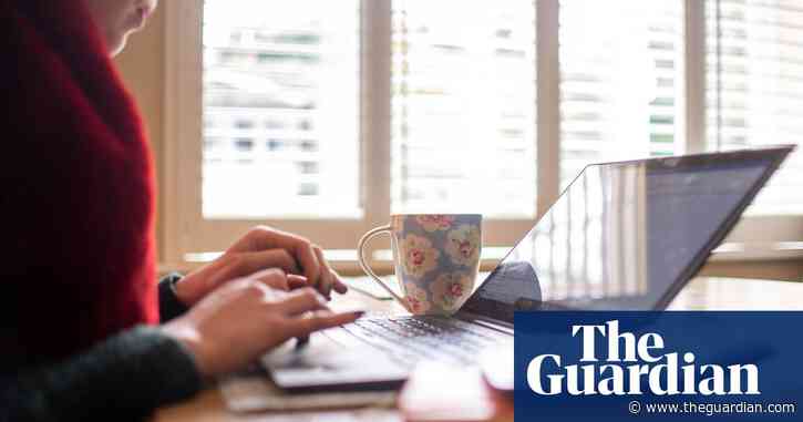 'Nine at night and my laptop is still open': social work in a pandemic